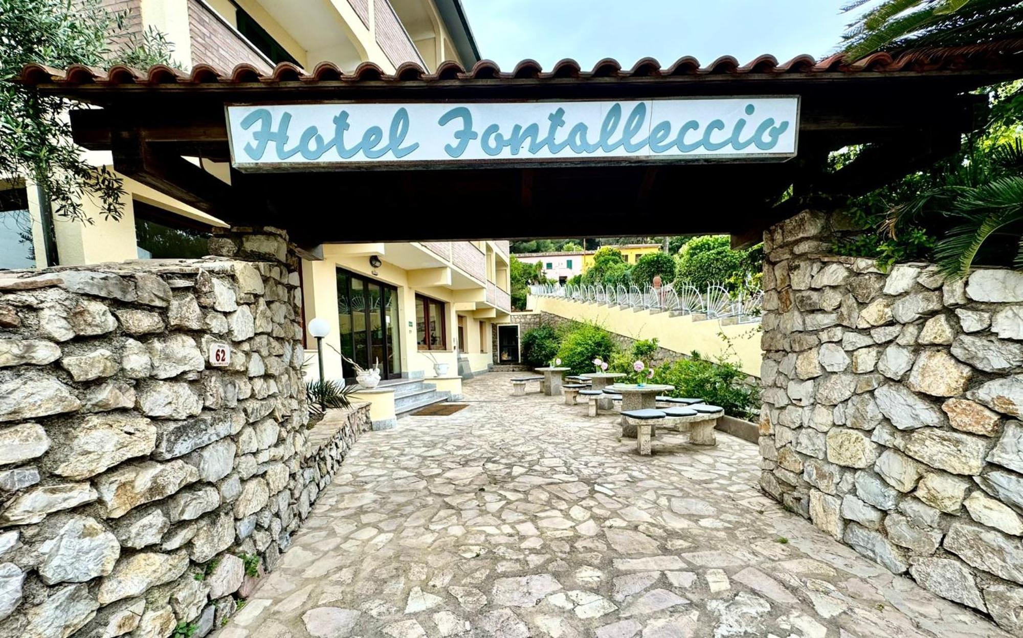 Hotel Fontalleccio Procchio  Exterior foto